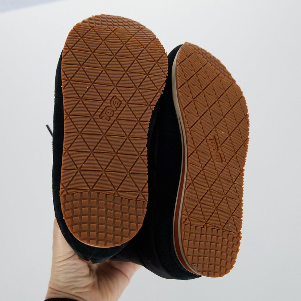 TEVA Black Ember Lace Up Boots Women's 5 - Picture 5 of 7